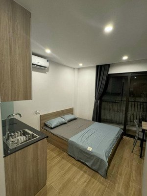 thuê nhà riêng chợ bưởi 32m2, 3 tầng, ngay ô tô gần phố, 9,8 triệu/th