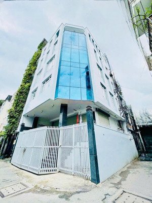 tòa nhà 7 tầng có hầm & thang máy 10m x 15m 39a phạm ngũ lão - giá thuê 50 triệu
