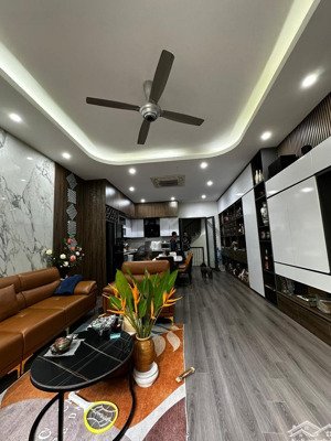 cực phẩm phố hồng mai,hai bà trưng, 35m, 5 tầng , ô tô đỗ cửa, chỉ 10 tỷ