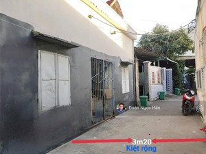 chào bán dãy trọ gần đhbk và cđkh, 2 sổ riêng biệt, xây úp, sẳn dòng tiền