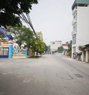 bán 71m2 đất tại xã tứ hiệp, thanh trì, hà nội, giá 7,75 tỷ, đường thông, 7 chỗ vào đất