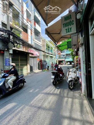 nhà mặt tiền hẻm 7m cmt8 - 3.6x22m 5pn - vị trí đẹp đối diện hà đô - thiết kế suốt, sẵn máy lạnh