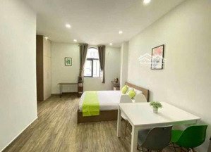 phòng 30m2 cửa sổ tiện nghi 413 lê văn sỹ , quận 3