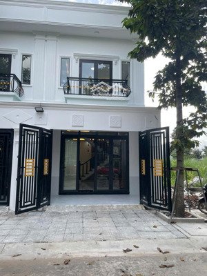 chỉ cần 1 tỷ nhận nhà 72m2 4,5x16m kcn nam tân uyên phường uyên hưng, tân uyên bình dương