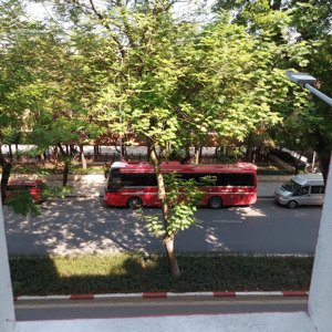 cho thuê căn hộ khép kín 58m², mới đẹp, đầy đủ nội thất, ngay trung tâm ba đình, 2 phút ra lăng bác