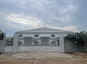 bán hoặc cho thuê kho xưởng ở bình thuận. gần quốc lộ 55 giao thông thuận tiện. sổ hồng sẵn