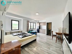 siêu phẩm studio full nội thất cửa sổ lớn gần đại học y dược - hàng cực ngon