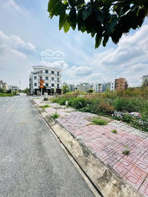 đất 4x16.6 phú hồng thịnh- 4.25 tỉ. khu vip tiện xây ở. gần làng đh nhanh tay lh 