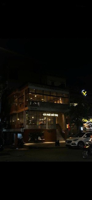 cho thuê mbkd nguyên hy quang-đống đa,dt:380m2,mt:12m,giá thuê:80tr/tháng.ưu tiên nhà hàng