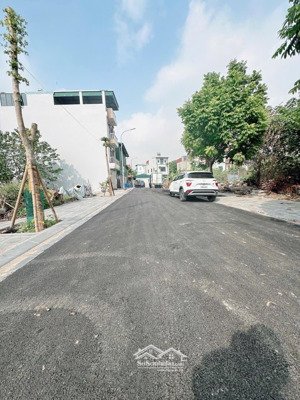 chính chủ gửi bán đất đấu giá x5 du nội - mai lâm - đông anh.