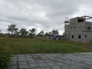 cần bán gấp lô đất 87m2 sát mt đường đoàn nguyễn tuấn, hưng long, bình chánh, 1,6 tỷ.lh 