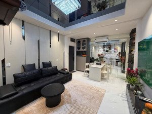 còn 1 căn duy nhất, nhà tập thể ngõ ô tô chùa láng, 67m2, 5,1 tỷ. full nội thất