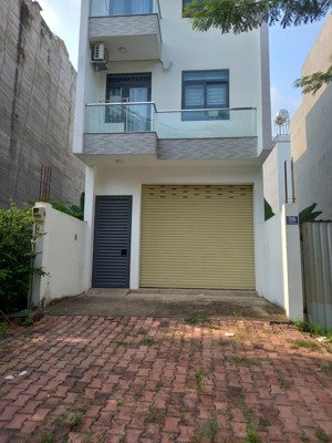 bán trước tết. nhà kdc phong phú 4. bình chánh. giá 9.8 tỷ