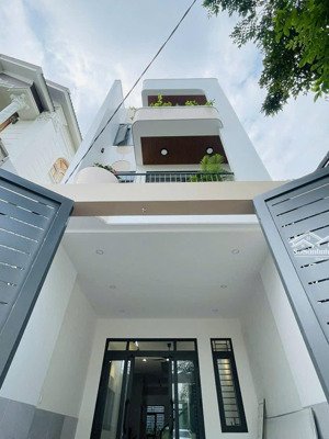 nhà 2 lầu mới kdc bửu long . cách đường nguyễn ái quốc 500m . 4.2-19m sổ riêng thổ cư 5.6 tỷ