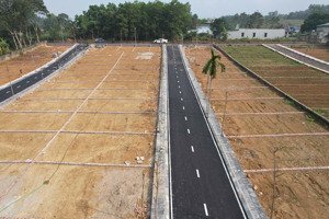 bán lô i9 65,5m2 full thổ cư trục chính giữa đẹp nhất lạc thuỷ, hoà bình - giá chỉ nhỉnh 600 triệu