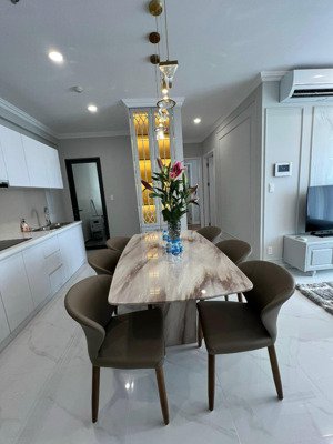 chính chủ gửi bql bán căn hộ dlusso 2pn 2wc 68.5m2 giá tốt chỉ 5.7 tỷ hỗ trợ xem nhà 24/7