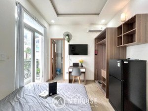 phòng cho thuê tân bình full nội thất - ban công - gần sân bay , công viên gia định , greenwich