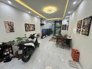 phân lô oto tránh nguyễn trãi - thanh xuân , 35m x 4 tầng 5m mặt tiền, giá 10,6 tỷ