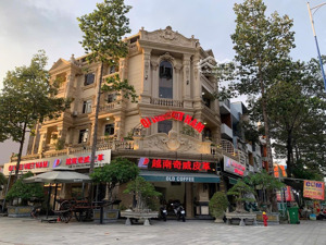 chính chủ bán căn góc đường đồng khởi 10,5x21m - 228m2 đang cho thuê 60tr/tháng. lh 