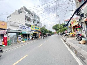 khách sạn 6 tầng, 18p mặt tiền lý phục man q7 giá 23 tỷ, ~ 50tr/th