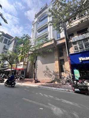 bán toà văn phòng mặt phố vương thừa vũ - hoàng văn thái, 200m2 x 9t. mt 12m. 147 tỷ, ~300tr/th.