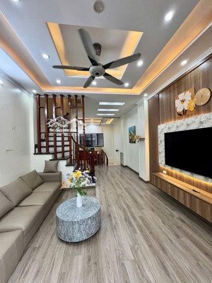 siêu phẩm ô tô tránh!!! nhà ngô quyền, hà đông-35m2x4t-lô góc-8xx-trước nhà 12m.