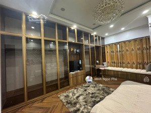 chuyển nhà qua phố bán căn biệt thự 3 tầng mới 100% mặt tiền đường lê ấm. lh mở cửa 