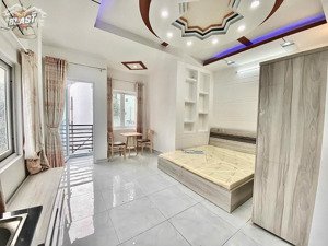 cho thuê căn hộ mới xây ban công lớn cửa sổ thoáng nội thất cao cấp phòng rộng ở nơ trang long