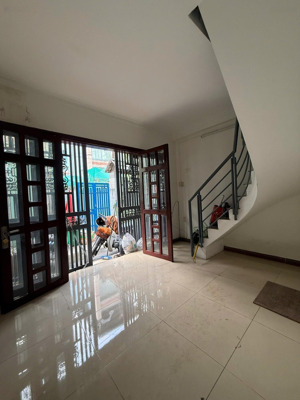 34m2, 3 tầng, 3pn - mt đường số quận 2. chỉ 3,8 tỷ - nguyễn duy trinh sát nguyễn thị định, nhà đẹp