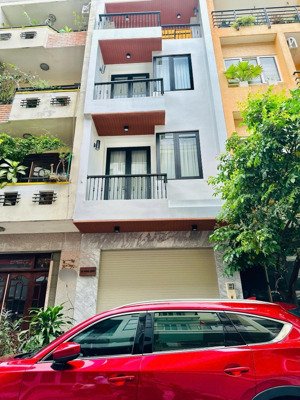 cho thuê nhà mặt tiền số 123a hoa lan, phường 7, quận phú nhuận