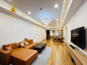hải yến nam minh land - cho thuê căn hộ saigon pearl 3 phòng ngủ 135m2, tầng cao, nội thất mới 100%