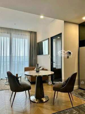 chính chủ gửi bán căn hộ lumiere riverside 1 phòng ngủ 9.1 tỷ, có sẵn hđt, lh 