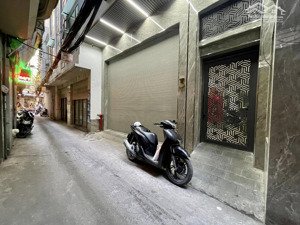 apartment chùa láng 140m2 37.8 tỷ cách ô tô 5m vị trí đẹp dòng tiền 170tr/th