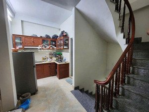 bán nhà phố trích sài lạc long quân, tây hồ,phân lô ôtô kd 5 tầng giá chỉ 12 tỷ.