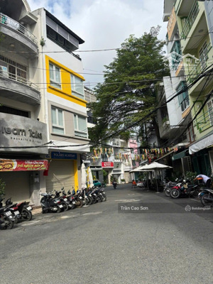 cần bán nhà hxh 243 tô hiến thành,p12,q10.dt:4x20m,kc 4 tầng,(7pn-khai thác 40tr/th) giá 16.5 tỷ bl