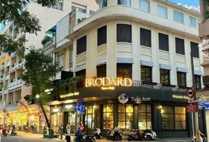 góc 2mt lê thánh tôn & thi sách, quận 1 - 10x15m -4 tầng - hđt 350 triệu - giá 88 tỷ