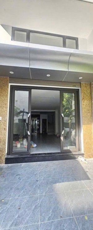 cho thuê mặt bằng kinh doanh ngõ dương khuê, ô tô đỗ cửa, 3 tầg, 50m2/1 sàn, nhà mới, có thang máy