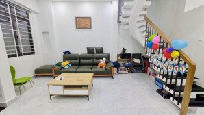 siêu phẩm mặt tiền hẻm kinh doanh. - xe tải tránh nhau vị trí vàng: p6, gò vấp