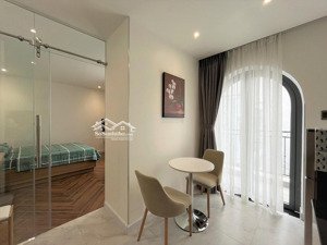 cho thuê căn hộ dịch vụ 50m2 ở nguyễn cửu vân - gần cầu thị nghè di chuyển sang quận 1, 3 chỉ 5phut