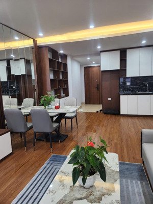 bán căn góc 98m2, 2vs tòa ct1 văn khê, full nội thất giá 6,4 tỷ