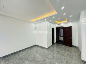 bán nhà sổ đỏ chính chủ mặt ngõ phân lô hoàng quốc việt 55m2 x 4 t , mt 7m , 21,5 tỷ