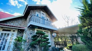 bán villa mặt tiền trịnh hoài đức đẳng cấp trung tâm đà lạt 335m² với mặt tiền rộng 21m