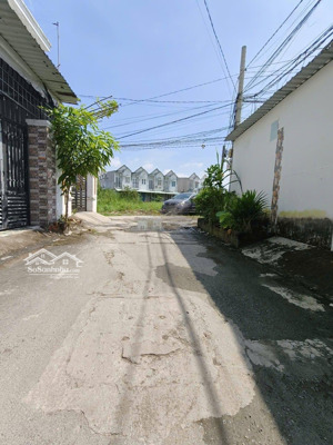 hàng ngộp. thơm xuất hiện. 500m2 shr. đường xe tải