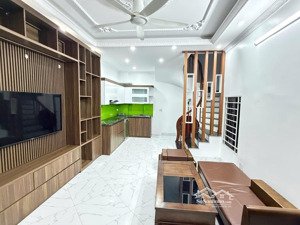 bán gấp nhà xuân đỉnh - bắc từ liêm - ngõ thông tứ tung - giá 8.5 tỷ.