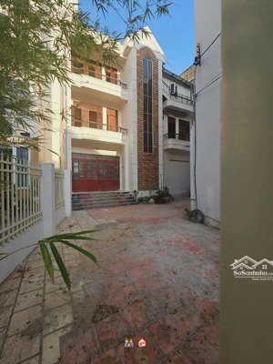 hàng hiếm còn sót lại tại nha trang - mặt tiền lý thánh tôn