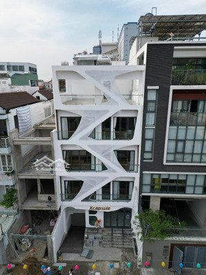 siêu phẩm ! nguyễn gia trí , p.25 , bình thạnh -( 10 x 20 ) -hầm 6 lầu - hđt 180tr giá 53 tỷ!