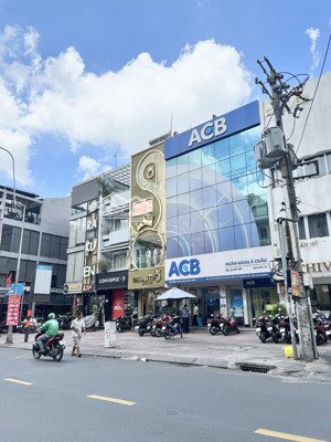 bán nhà mt cộng hoà, p13, tân bình - dt 7.5 x 40m.- 2 tầng - ctxd h7t - hđt 130tr/th - giá 44 tỷ