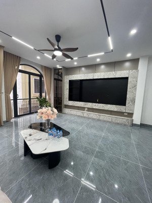 bán nhà phố thạch bàn - thiết kế hiện đại - full nội thất đẹp nhập khẩu