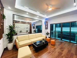 siêu hiếm! phố bạch mai, ngõ thông, chợ mơ, kinh doanh, sổ đẹp, thiết kế hợp lý, 38m2 mặt tiền 5m