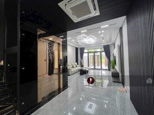 bán nhà 3 tầng siêu đẹp , gói 4 mỹ gia , xem là thích